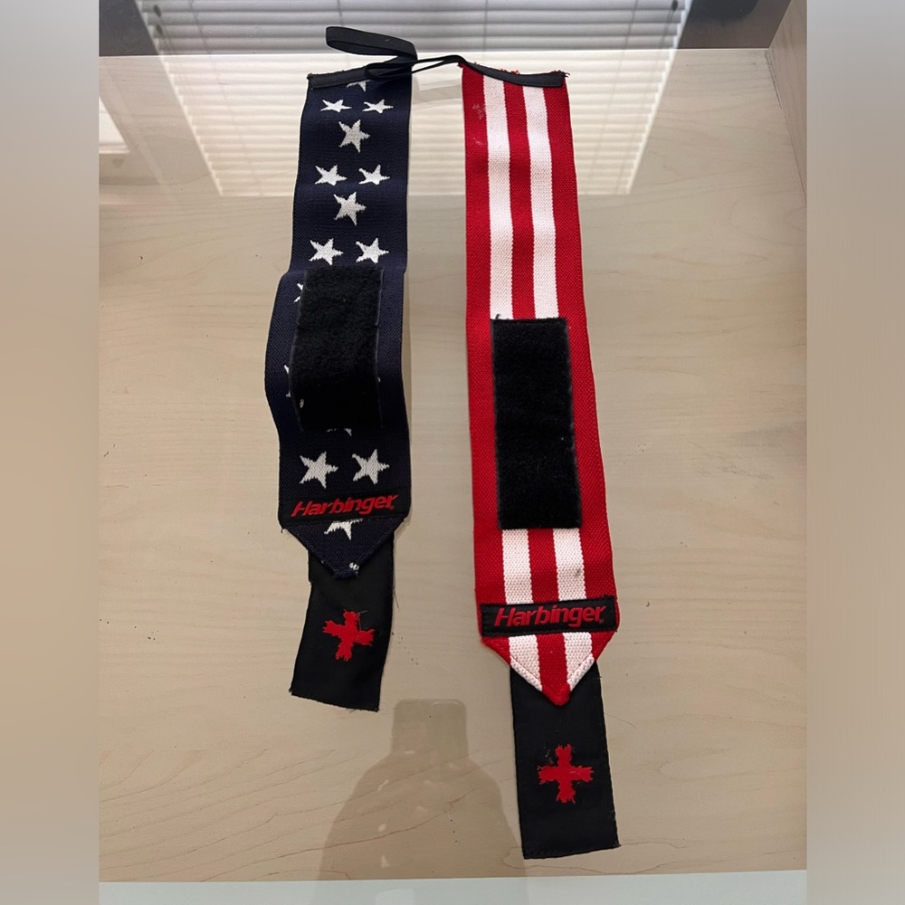 Harbinger lifting wrist wraps